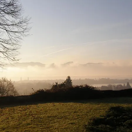 Hoyerberg - Besondere Villen-wohnung Mit Garten Und Ausblick 公寓