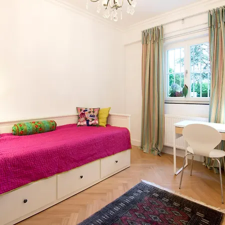 Hoyerberg - Besondere Villen-wohnung Mit Garten Und Ausblick 公寓