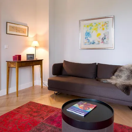 아파트 Hoyerberg - Besondere Villen-wohnung Mit Garten Und Ausblick 린다우